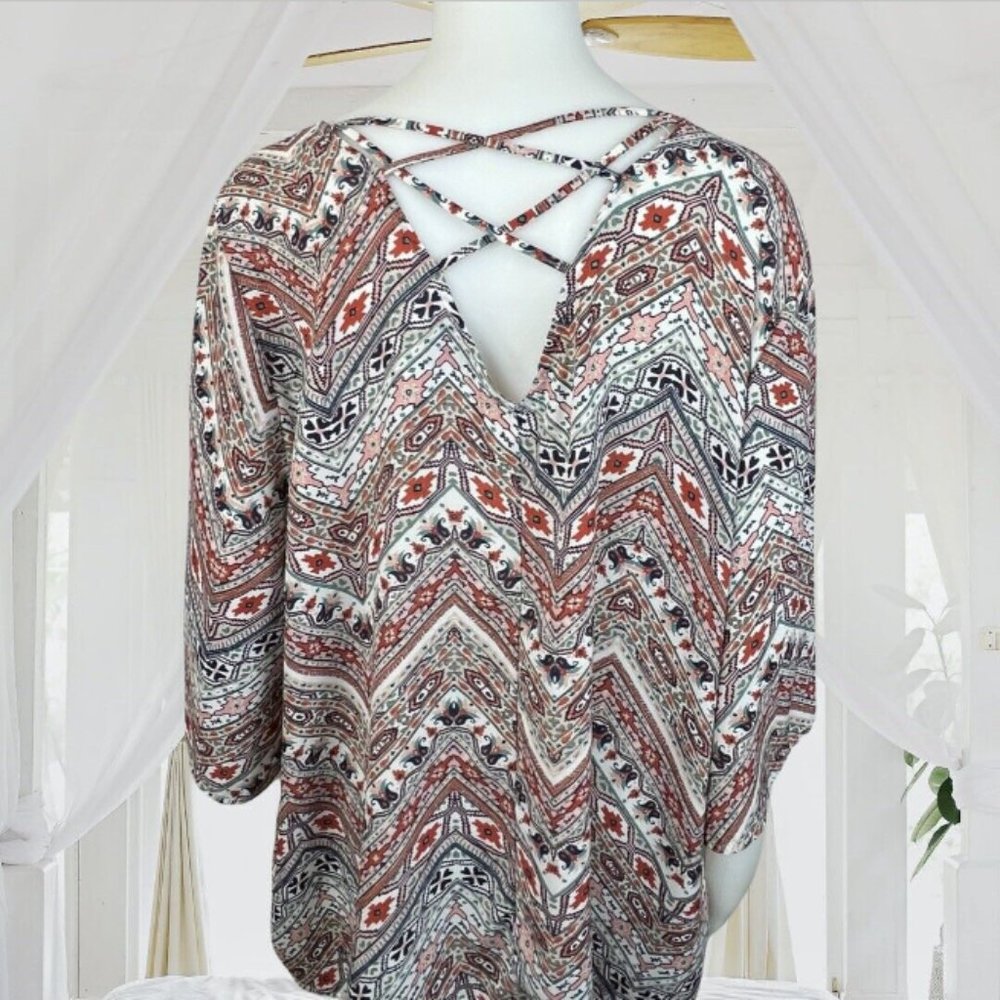 Torrid 0X Tribal Boho Criss-Cross Top NWT